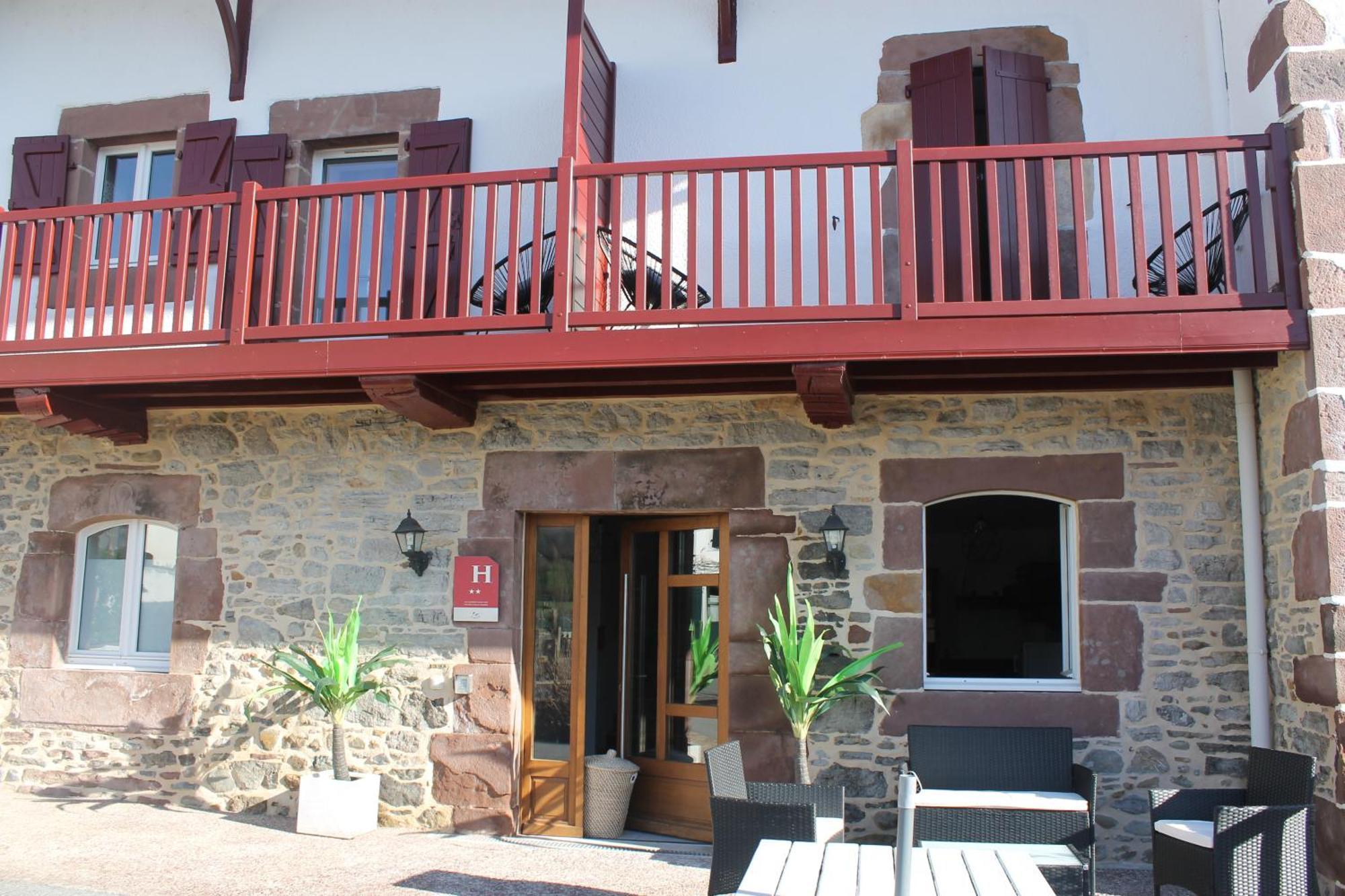 Hotel Etchoinia Lasse  Exterior photo